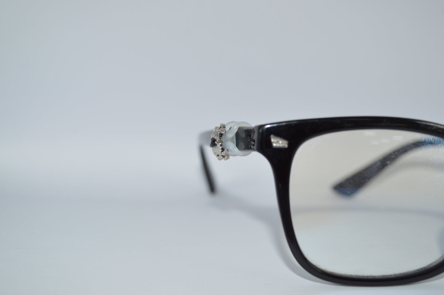 Black Jeweled Spider Eyedeco Charm