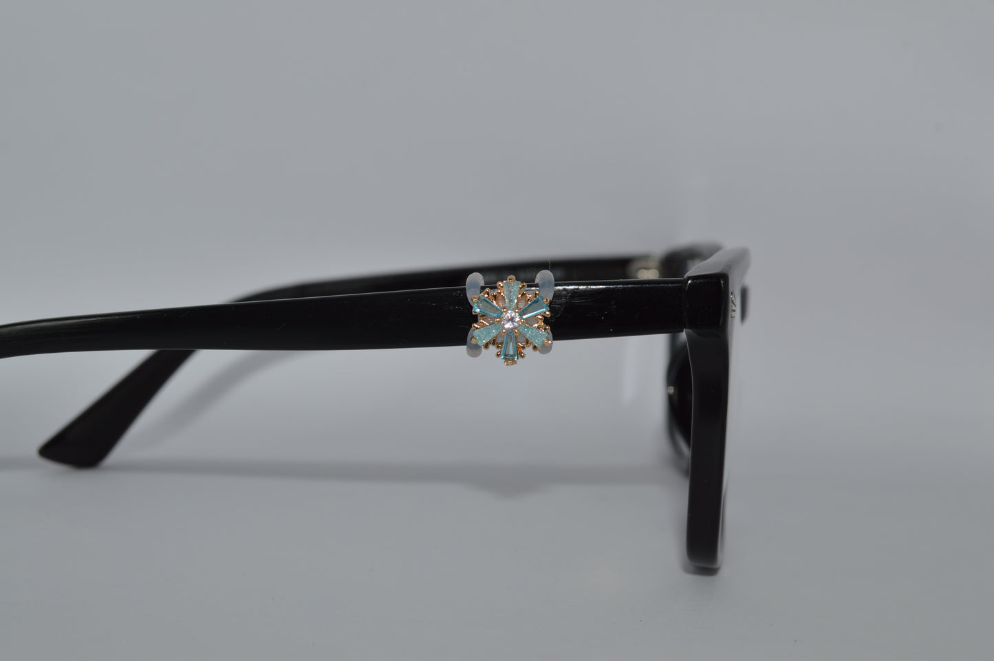 Jeweled Snowflake Eyedeco Charm