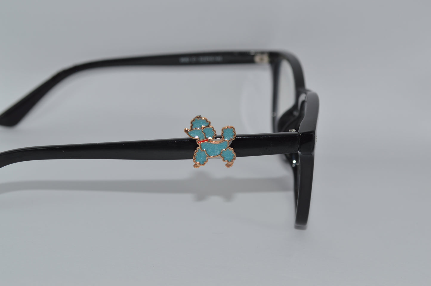 Poodle Eyedeco Charm A53-55