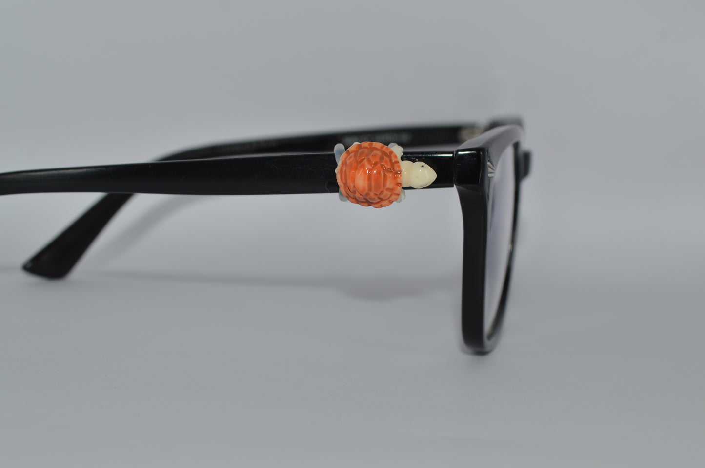 Tortoise Eyedeco Charm