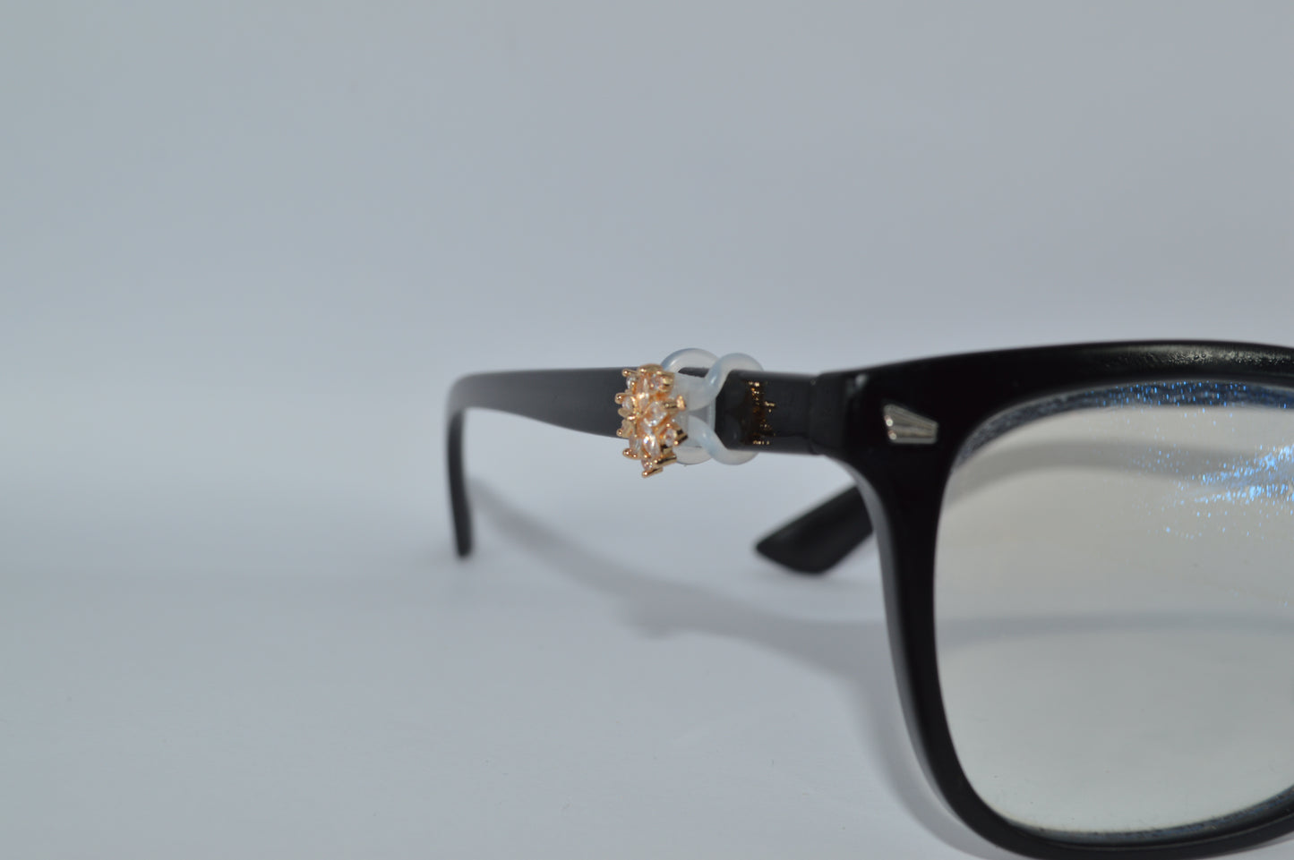 Gold Snowflake Eyedeco Charm