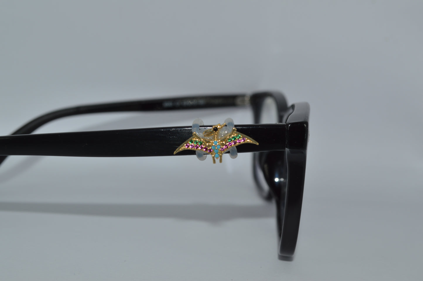 Jeweled Pterodactyl Eyedeco Charm
