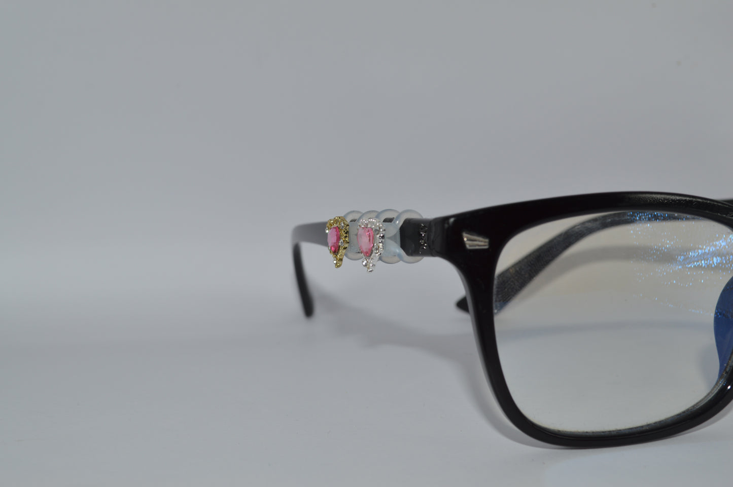 Jeweled Heart Eyedeco Charm