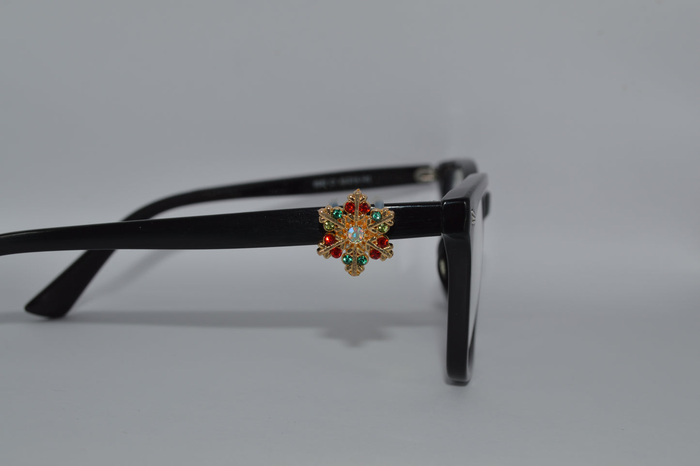 Jeweled Snowflake Eyedeco Charm