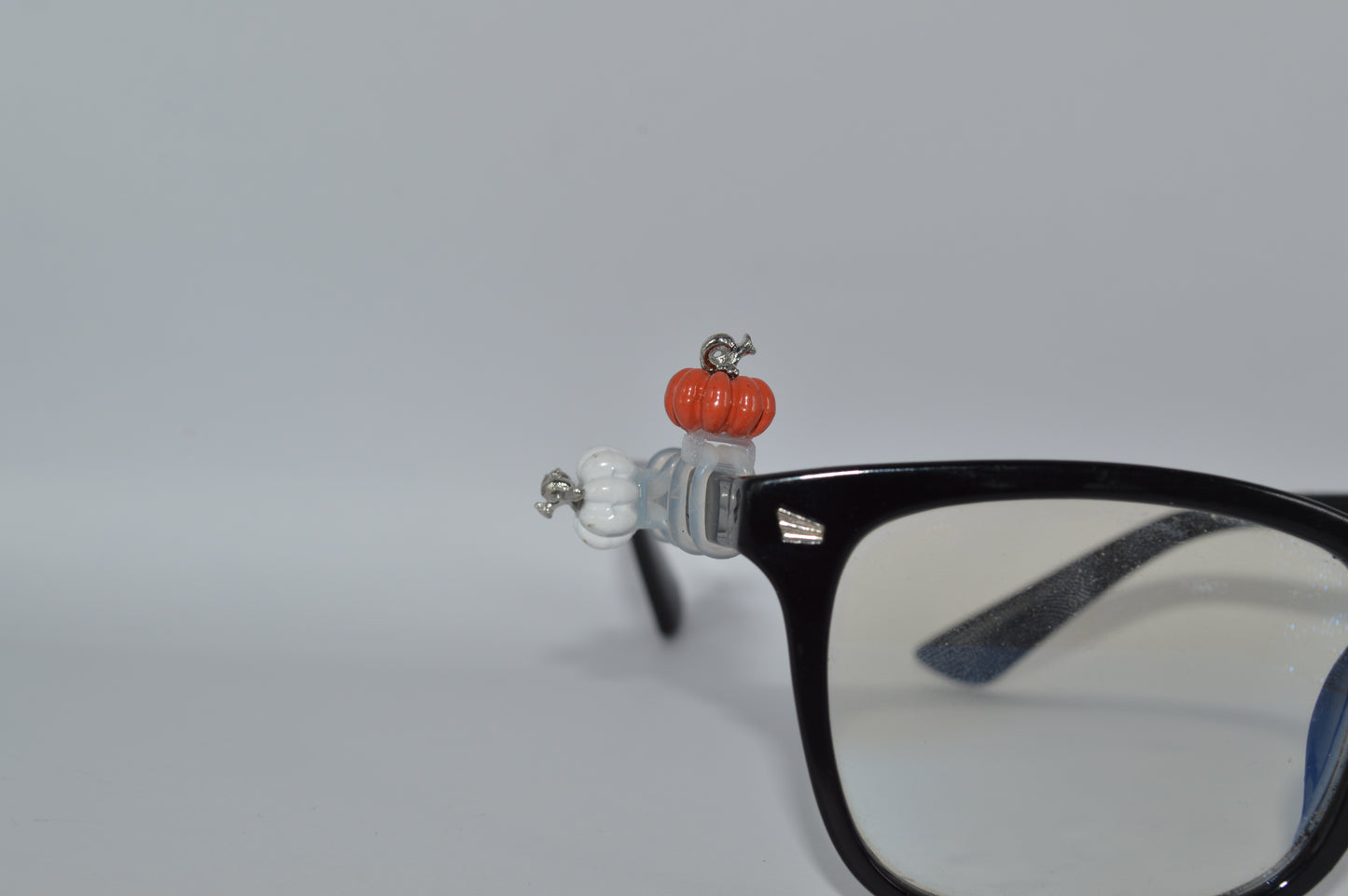 Cute Pumpkin Eyedeco Charm