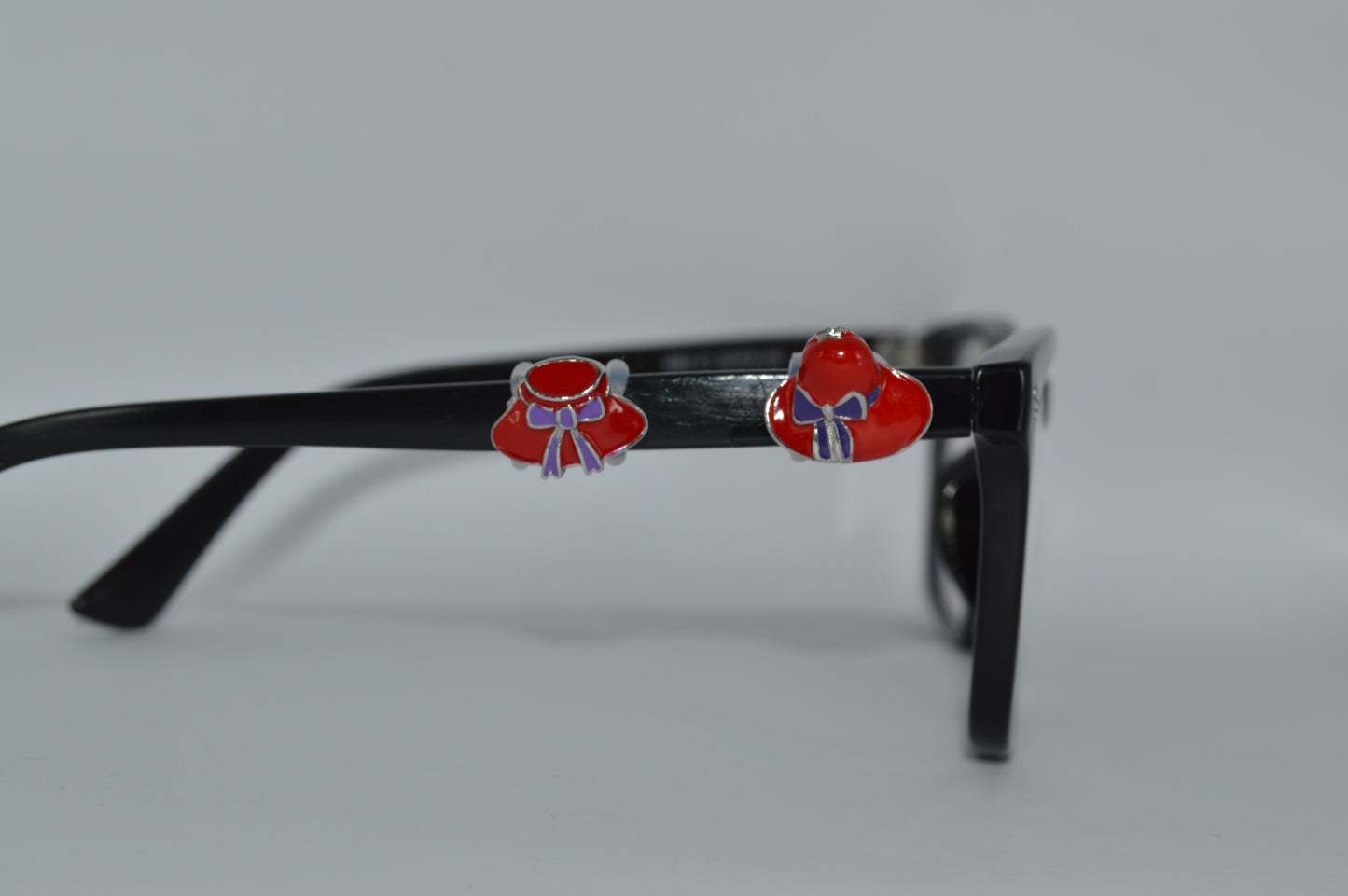 Red Hat Eyedeco Charm