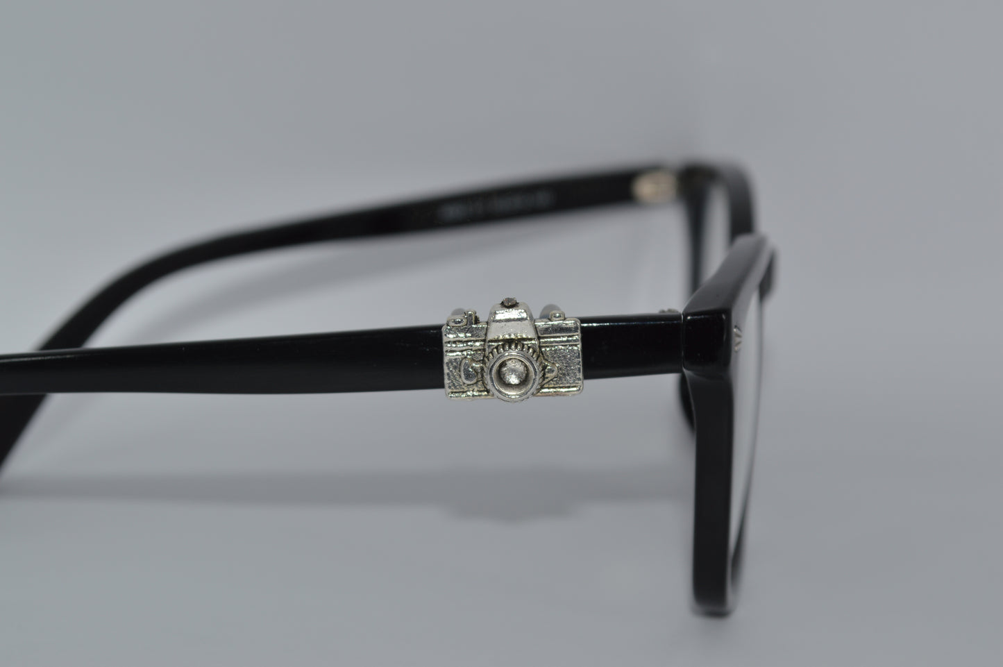 Silver Camera Eyedeco Charm
