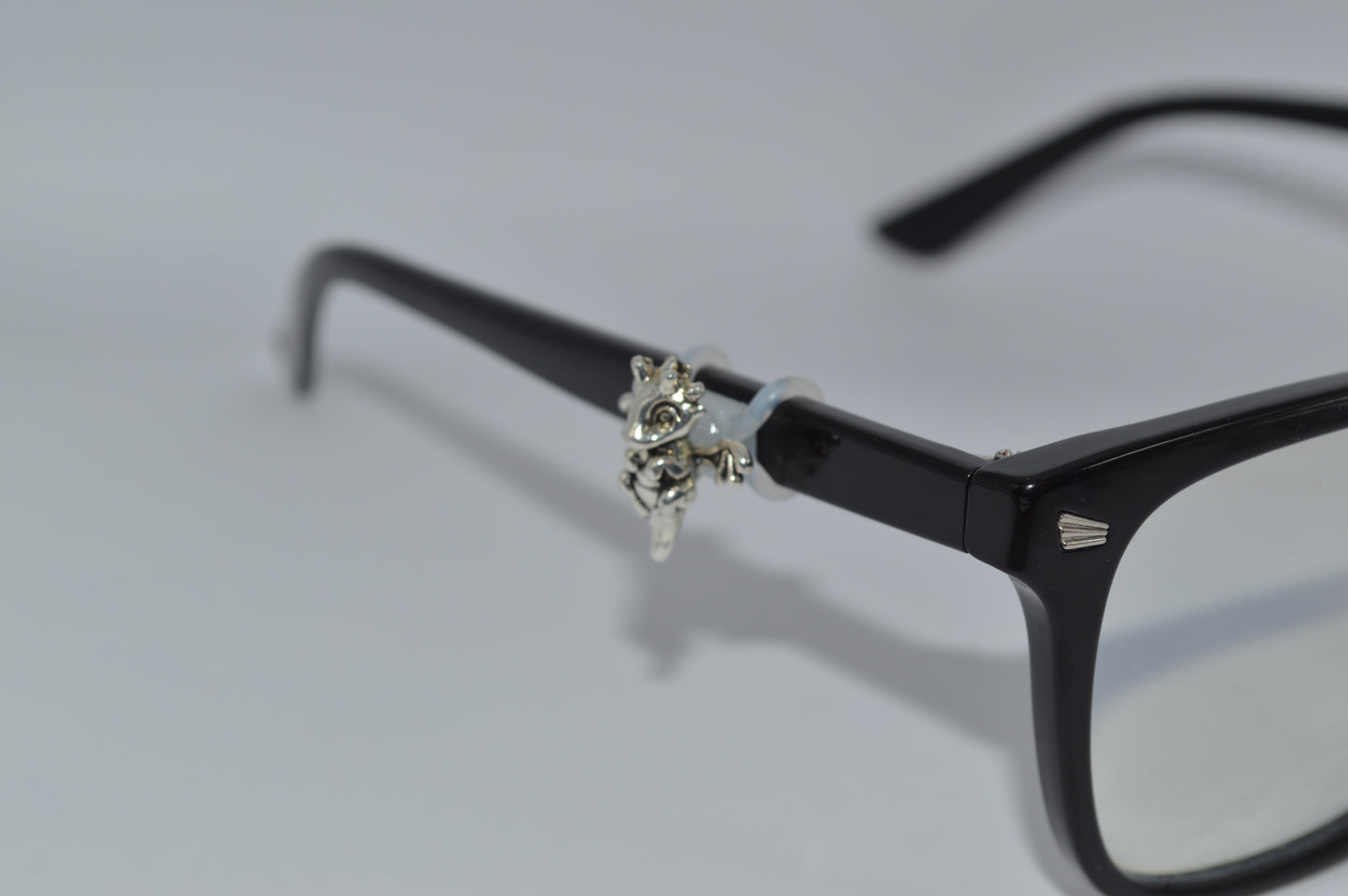 Baby Dragon Eyedeco Charm