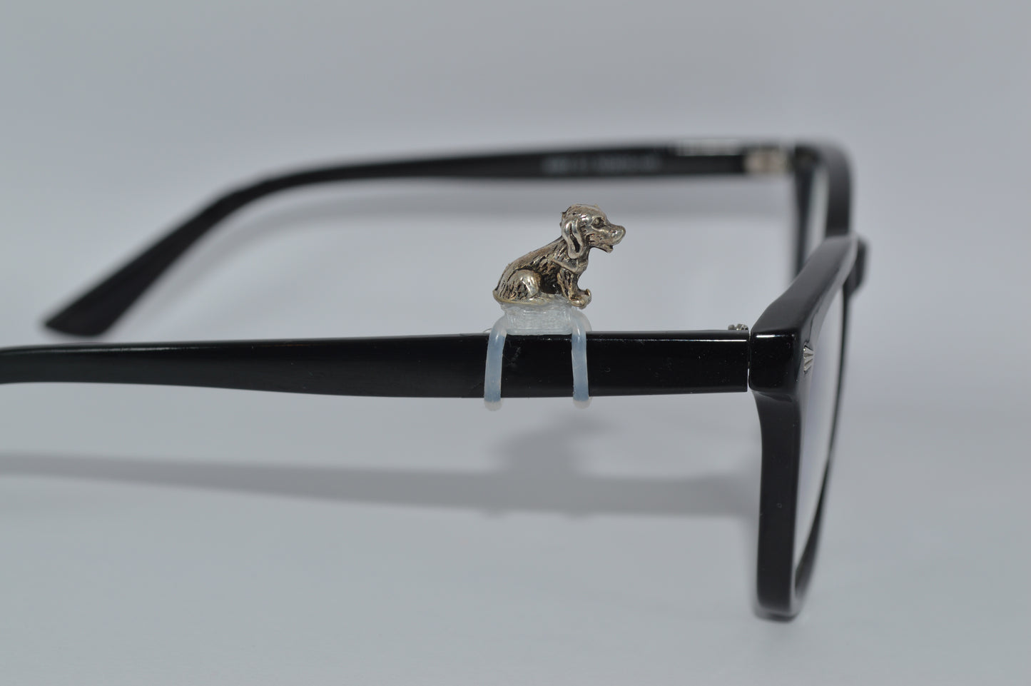 Silver Pup Sitting Eyedeco Charm A41