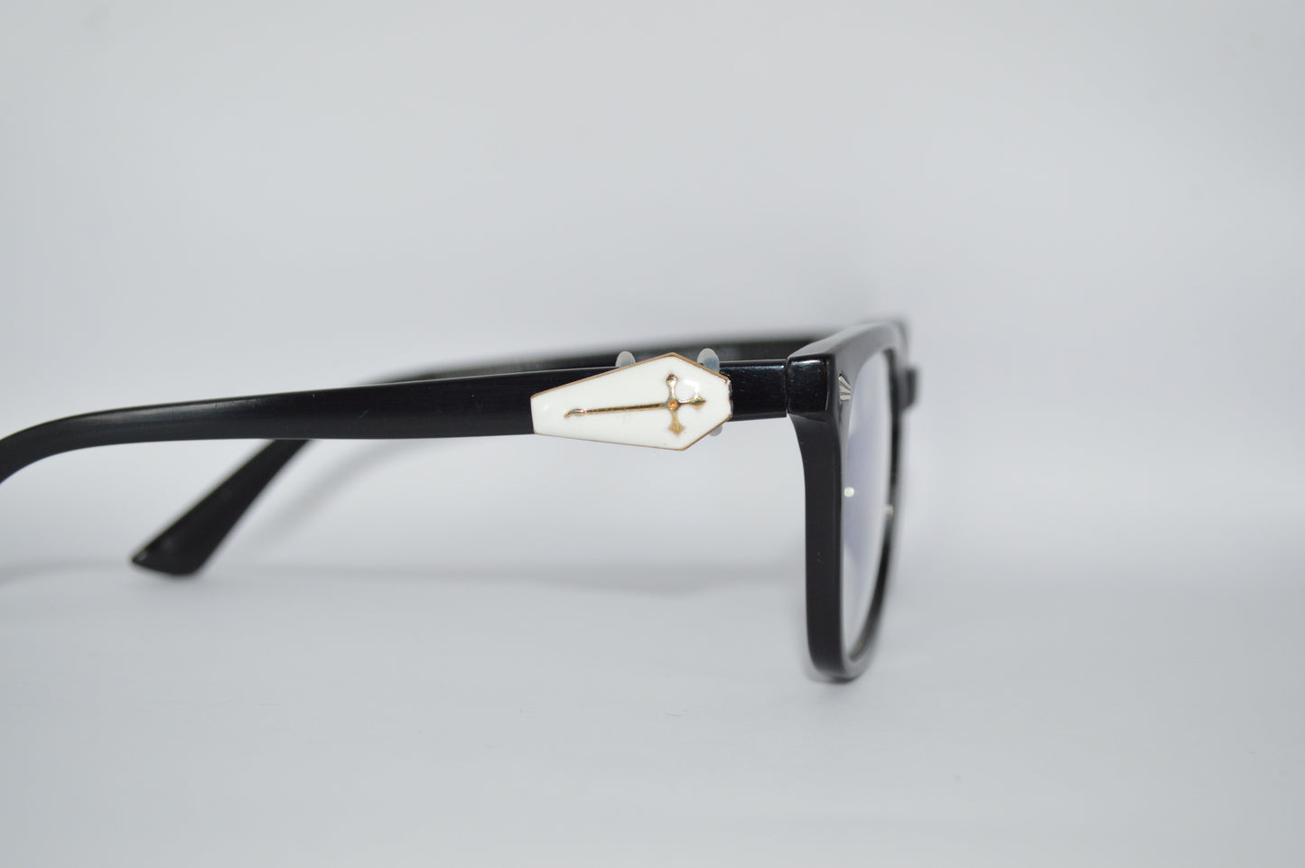 Casket Eyedeco Charm