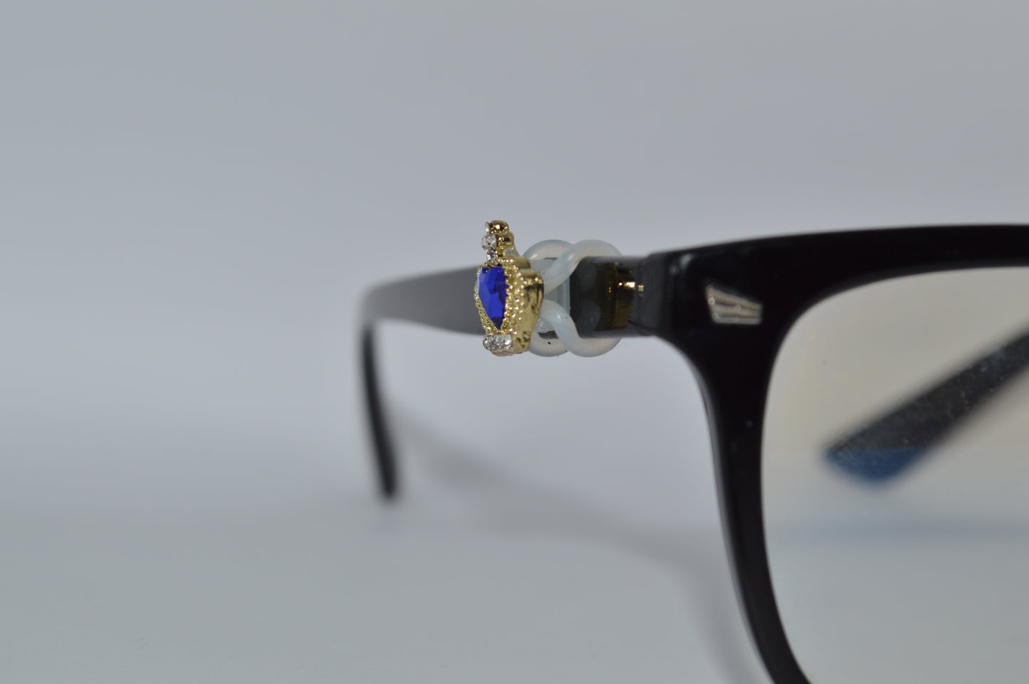 Jeweled Crown Eyedeco Charm