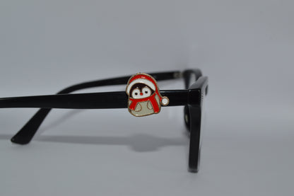 Penguin w/ Santa Hat Eyedeco Charm
