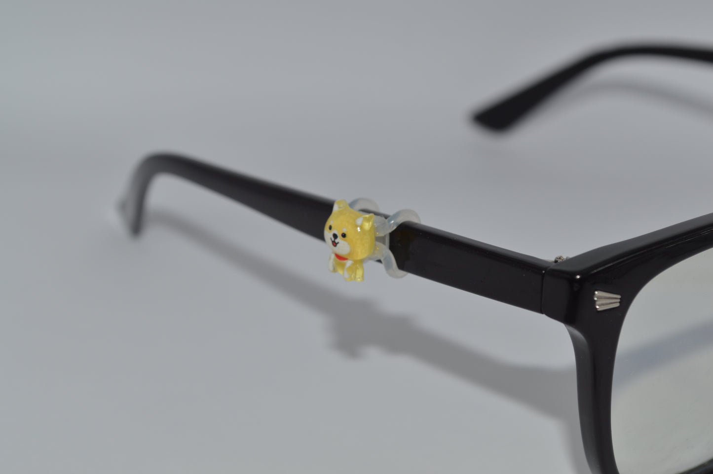 Cartoon Dog Eyedeco Charm                                                            A60
