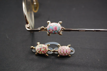 Multi-Colored Tortoise Eyedeco Charm