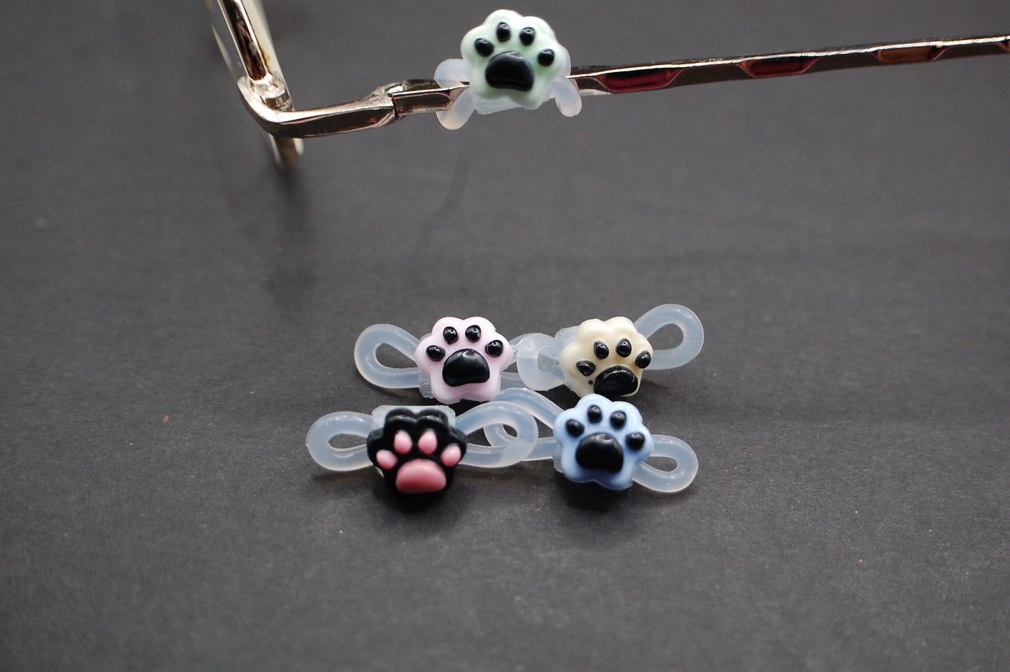 Colorful Paw Print Eyedeco Charm                                              A34  A35