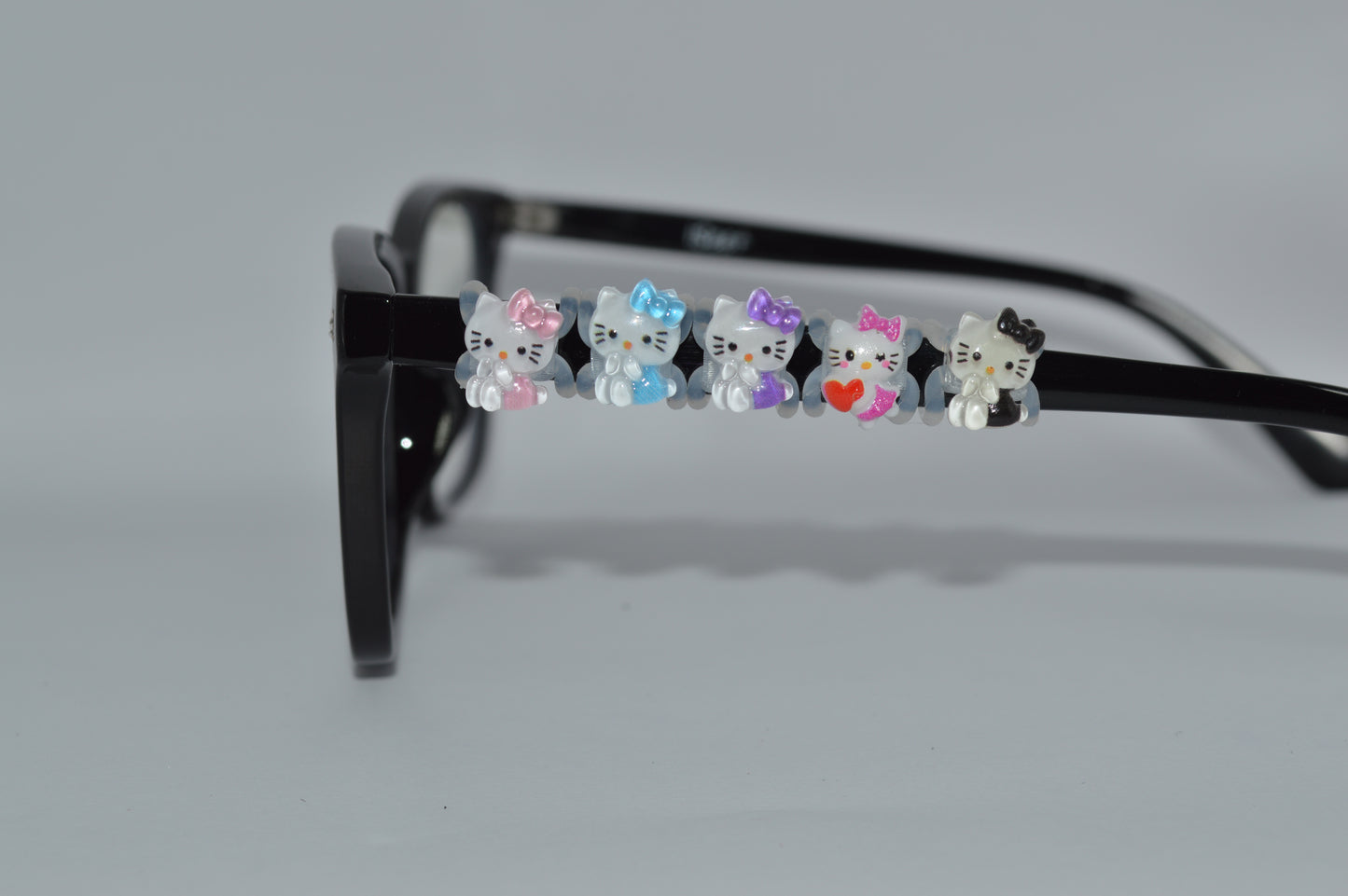 Kitty Eyedeco Charm                                                         A29