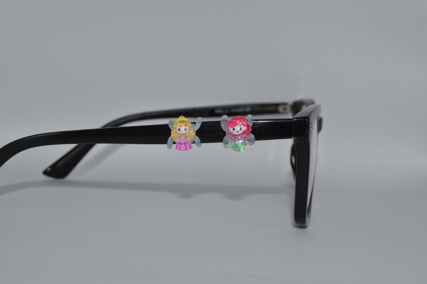 Princess Eyedeco Charm                                           M47-M48