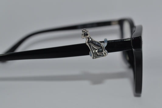 Sitting Cat Eyedeco Charm                                                      A9