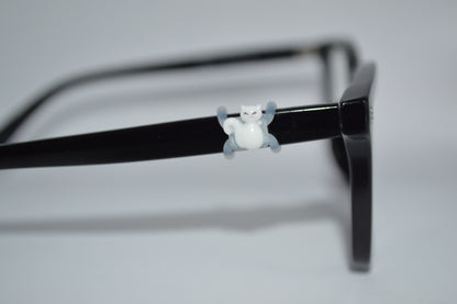 White Cat w/ Tail Eyedeco Charm                                             A15