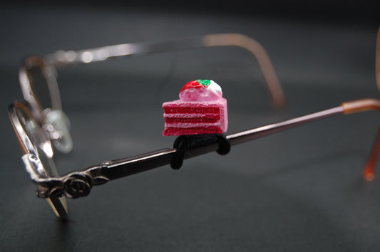 Cake  Eyedeco Charm